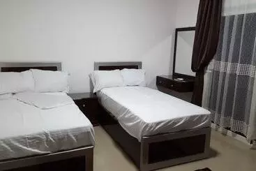 Turistihuoneistot Half Moon   Sunny Dahab