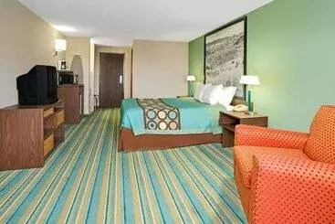 Hotelli Super 8 By Wyndham Denver Stapleton