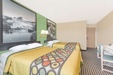 汽车旅馆  Super 8 By Wyndham Lexington