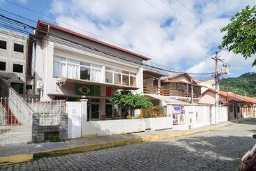 Pensió Pousada Danitato E Lavanderia