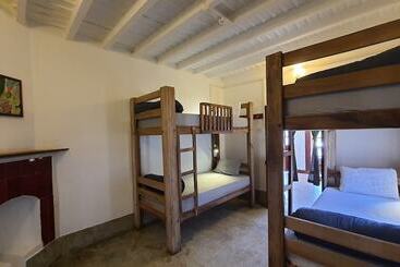 هاستل Zostel Ooty