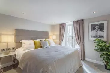 ホテル Heritage Mews Nottingham