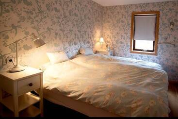 خانه Odinsve Country Home