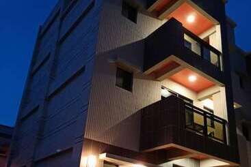 پانسیون Happy Fish