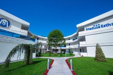 فندق Meduza Estival