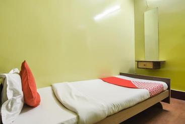 Hotell Oyo 60564 Raghunath Resorts