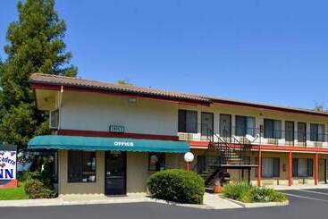 호텔 Atascadero Inn