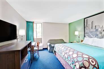 فندق على الطريق Super 8 By Wyndham Brockton