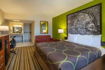 فندق على الطريق Super 8 By Wyndham Lake City