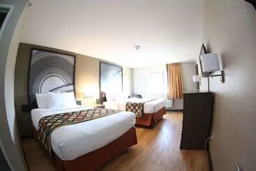 모텔 Super 8 By Wyndham Portsmouth