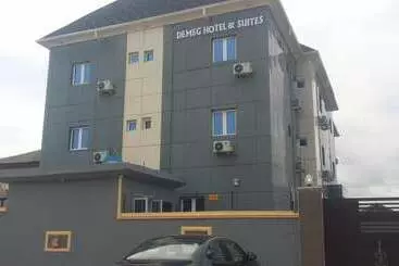 Demeg Hotel And Suites
