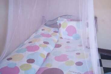 بنسيون Berlin Guest House