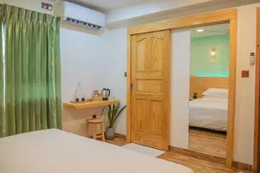 Pensione Turtle Maldives   Your Gateway To The Beach & Marine Adventures Await!
