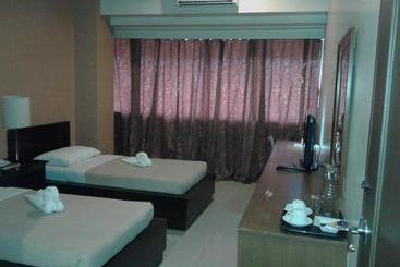 فندق North Palm And Garden