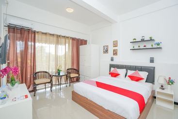 Hotel Central City Family Residence By Oyo Rooms