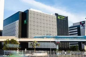 هتل Ibis Styles Dubai Airport
