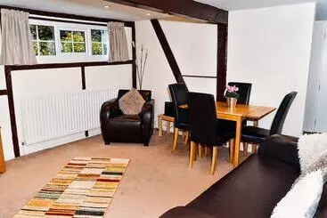 Turistihuoneistot Wrenbury Mill Marina Apartments