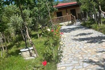 Hotel Hani I Leks Agroturizem