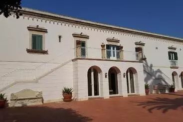 Talo Resort Villa Isola B&b