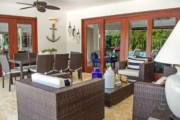 آپارتمان‌های توریست‌ها Villa Marmol By Casa De Campo Resort & Villas