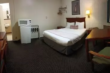 Отель Travel Inn La Junta
