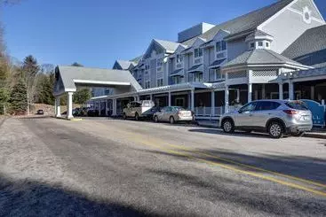 בית מלון כפרי Two Trees Inn