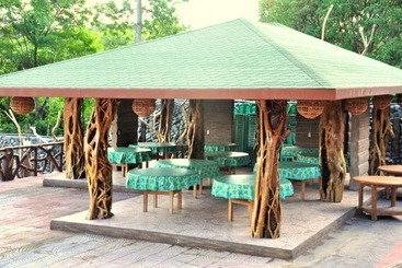 בית מלון כפרי Bosay Resort