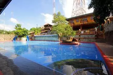 Hotelli Bosay Resort