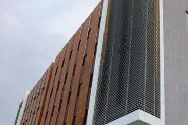 Hôtel قولدن سكوير طريق الرياض Golden Square Riyadh Road