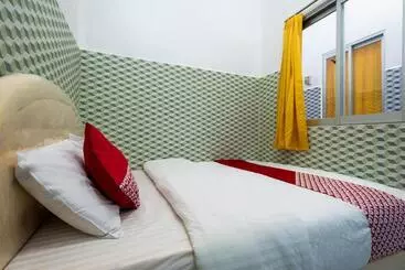 Hotelli Oyo 3284 Pademangan 3 Residence