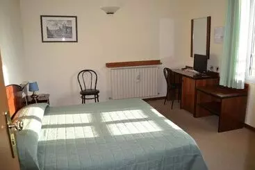 Hotelli Albergo Elena
