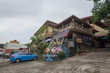 Hotel Oyo 588 Sunrock Resort