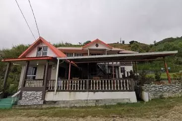 Hotel Spot On 89963 Sinurambi Homestay 2