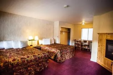 هتل Big Pines Mountain House