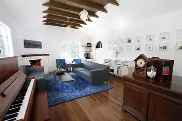 هتل The Vagabond S House Boutique Inn