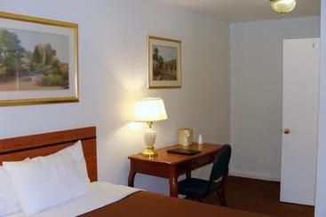 Otel University Lodge