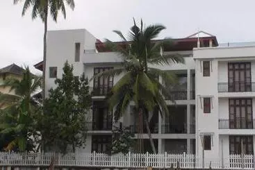 Pension Nirosha Guest House