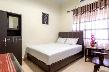 בית מלון כפרי Oyo Life 2935 Lega Guest House