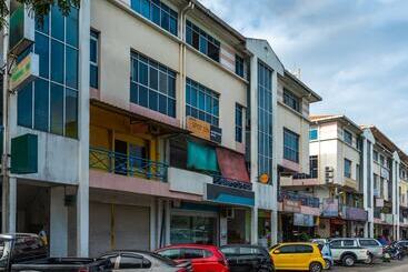 Hotel Spot On 89936 Sutera Inn