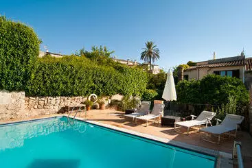 Hotel Villa León De Sineu