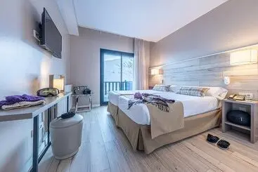 בית מלון כפרי Caribou