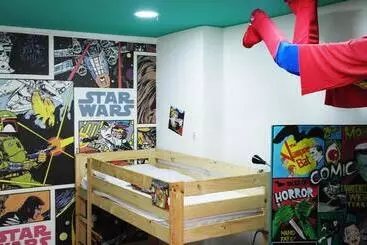 Sevilla Kitsch Hostel Art