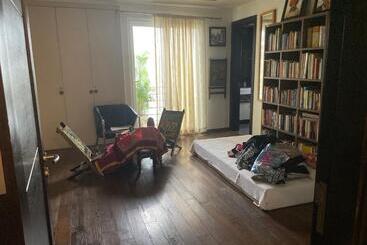 پانسیون Art House Vasant Vihar New Delhi