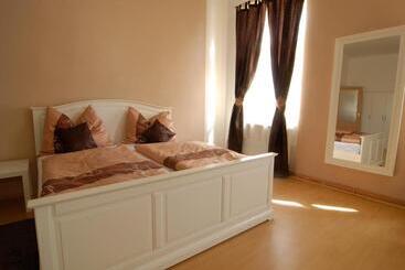 Fontana Pizzeria Pension