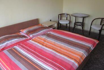 بنسيون V Aleji Ubytování V Soukromí