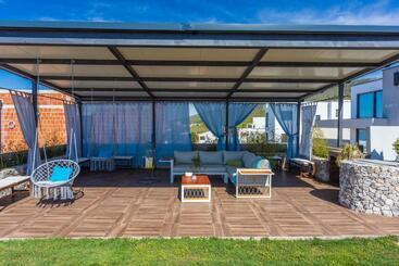 آپارتمان‌های توریست‌ها Villa Legara