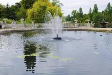 בית מלון כפרי Glendale Hyde Park