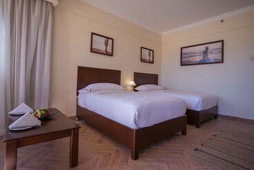 هتل The Lodge By Cascades Soma Bay