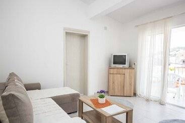 דירות לתיירים Becka Apartments