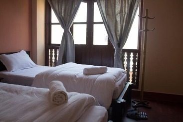 هتل Bandipur Kaushi Inn